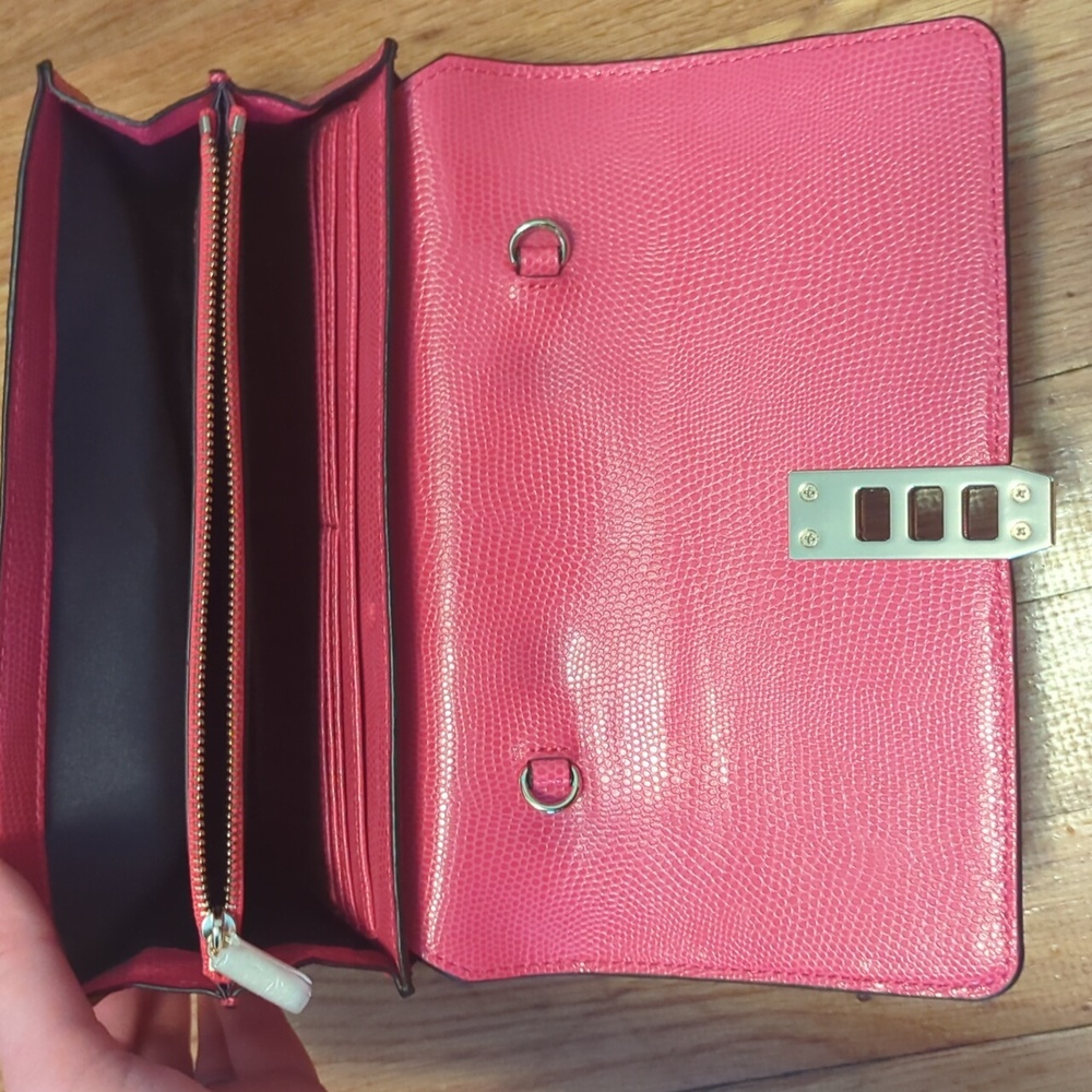 Henri Bendel The Uptown Woc Shoulder Purse in pink - Picture 4 of 7